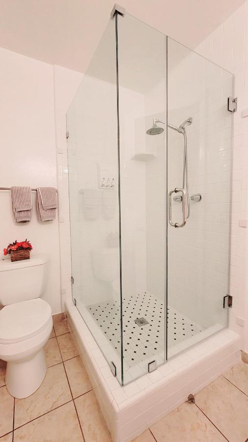 Double Suite Santa Monica - Free Parking Номер фото