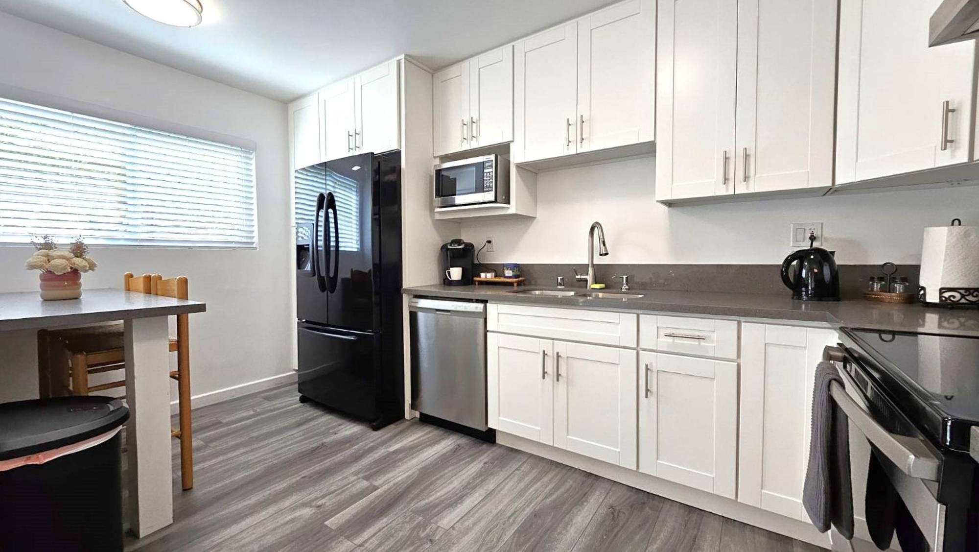 Double Suite Santa Monica - Free Parking Экстерьер фото